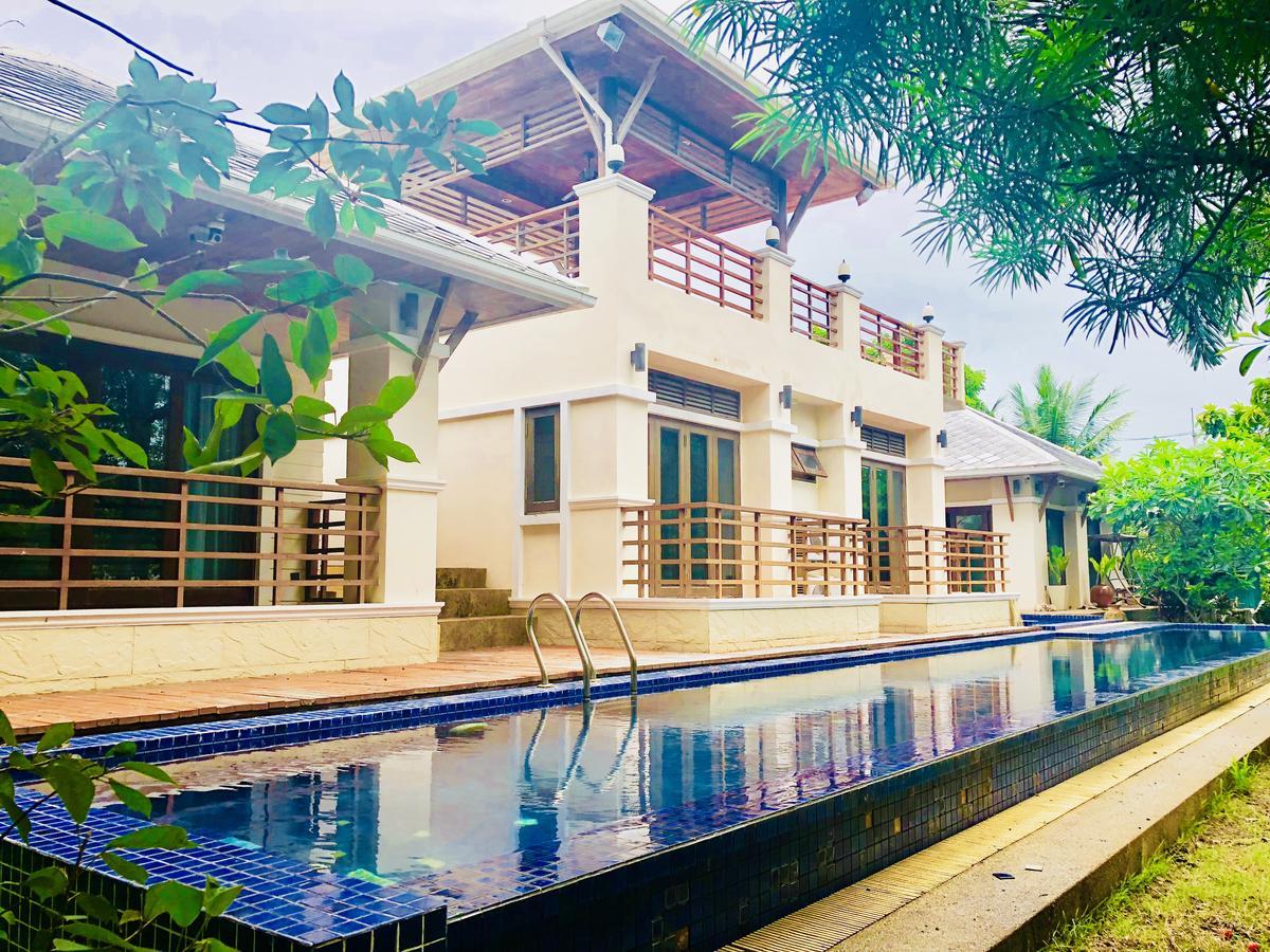 Kiri Nakara Hotel Hua Hin Bagian luar foto