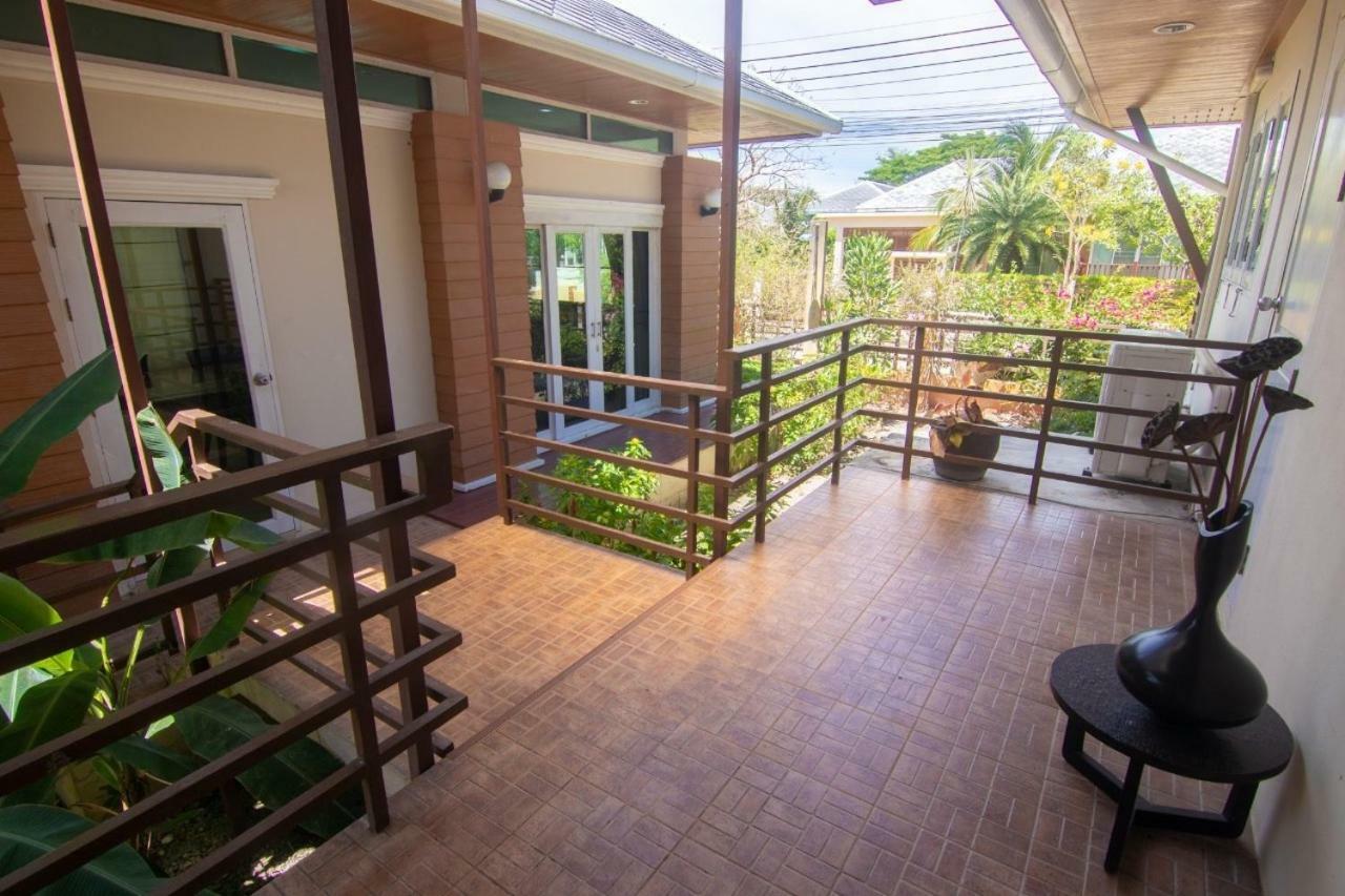 Kiri Nakara Hotel Hua Hin Bagian luar foto